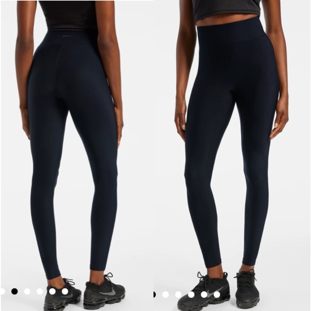 NWT $140 Bandier Center Stage Pro Fleece Legging in Black Size Small